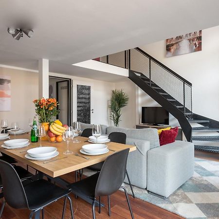 Spacious Apartments Near Karlin Square Прага Экстерьер фото