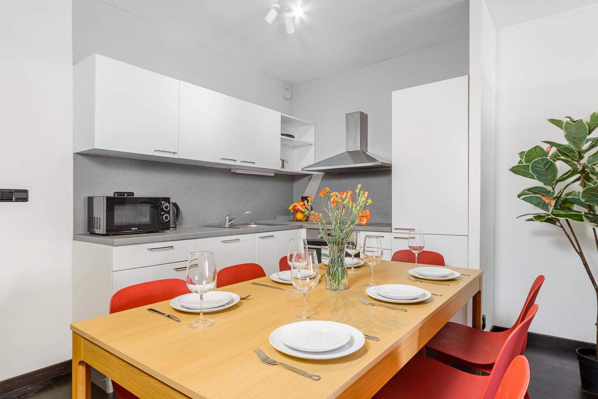 Spacious Apartments Near Karlin Square Прага Экстерьер фото